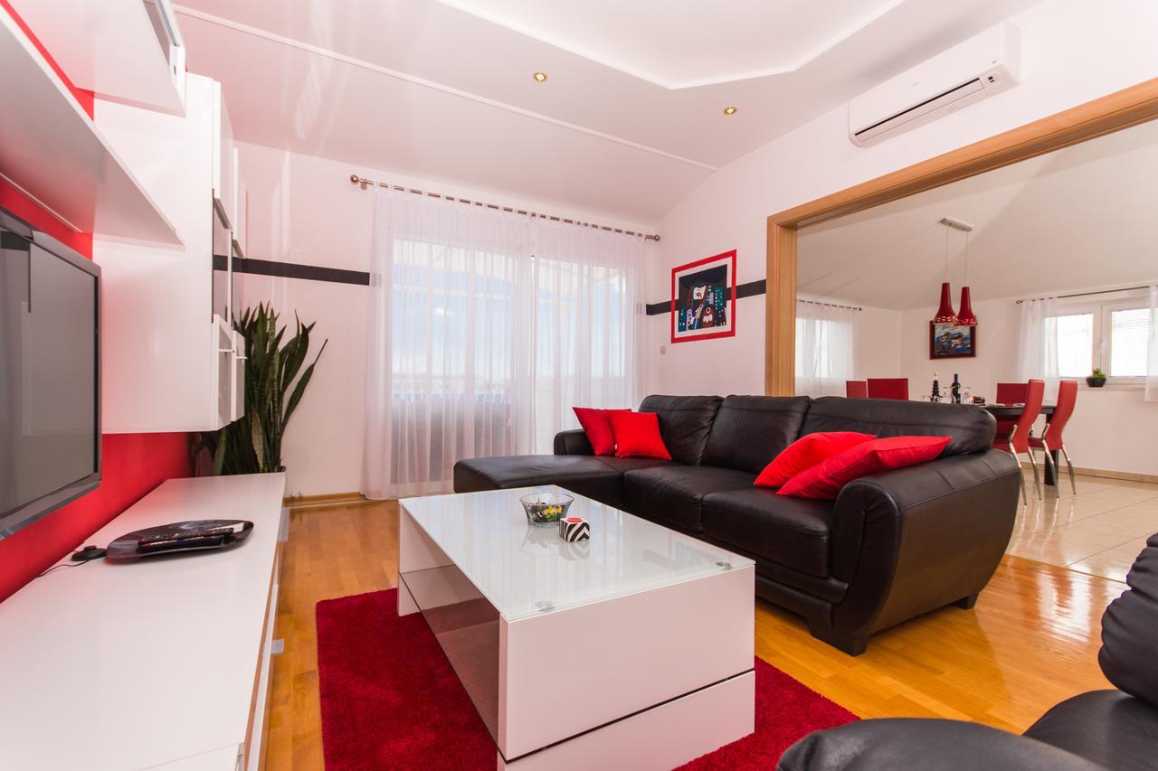 טרוגיר Apartments Barba מראה חיצוני תמונה